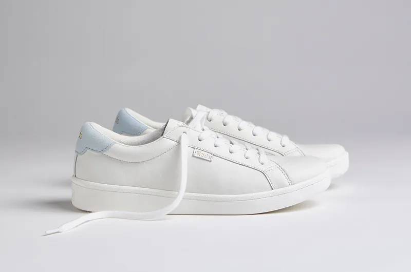 A side view of the Ace II Leather Lace-Up in white/light blue.