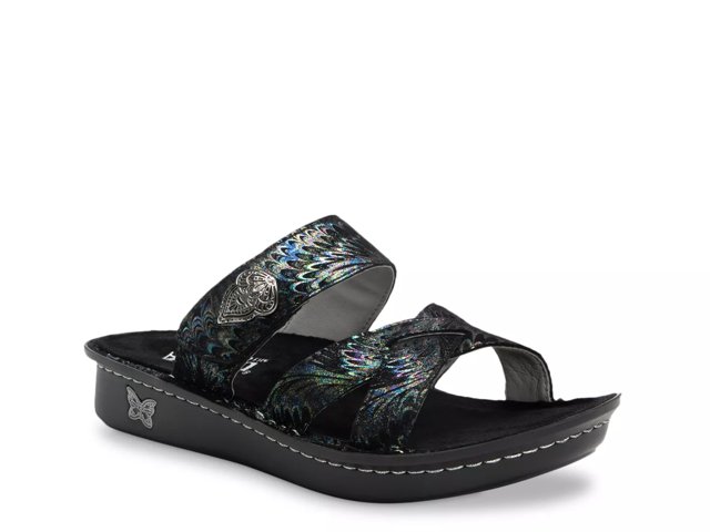Victoriah Sandal