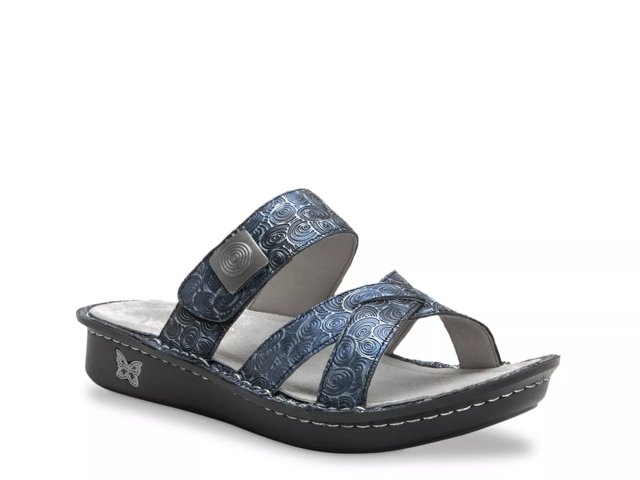 Victoriah Sandal
