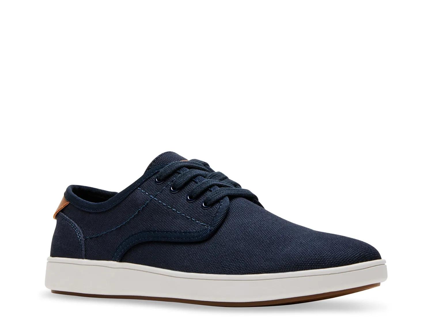 Fenta Sneaker - image 3