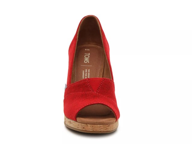 Classic Wedge Sandal - Women's