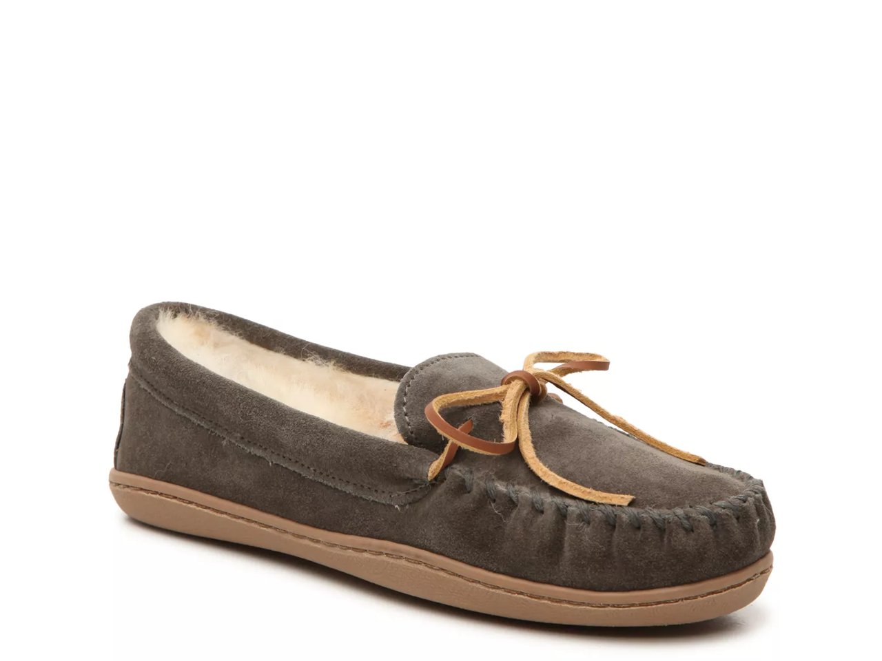 Minnetonka Sheepskin Hard Moccasin Slipper - Women's
