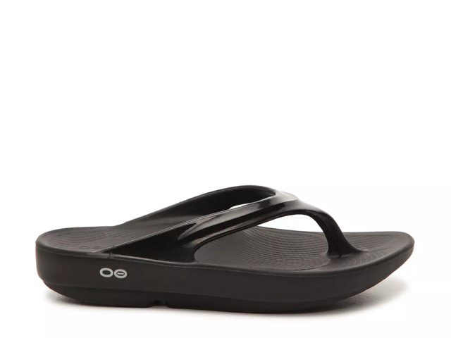 OOFOS OOlala Flip Flop - Women's - Free Shipping | DSW