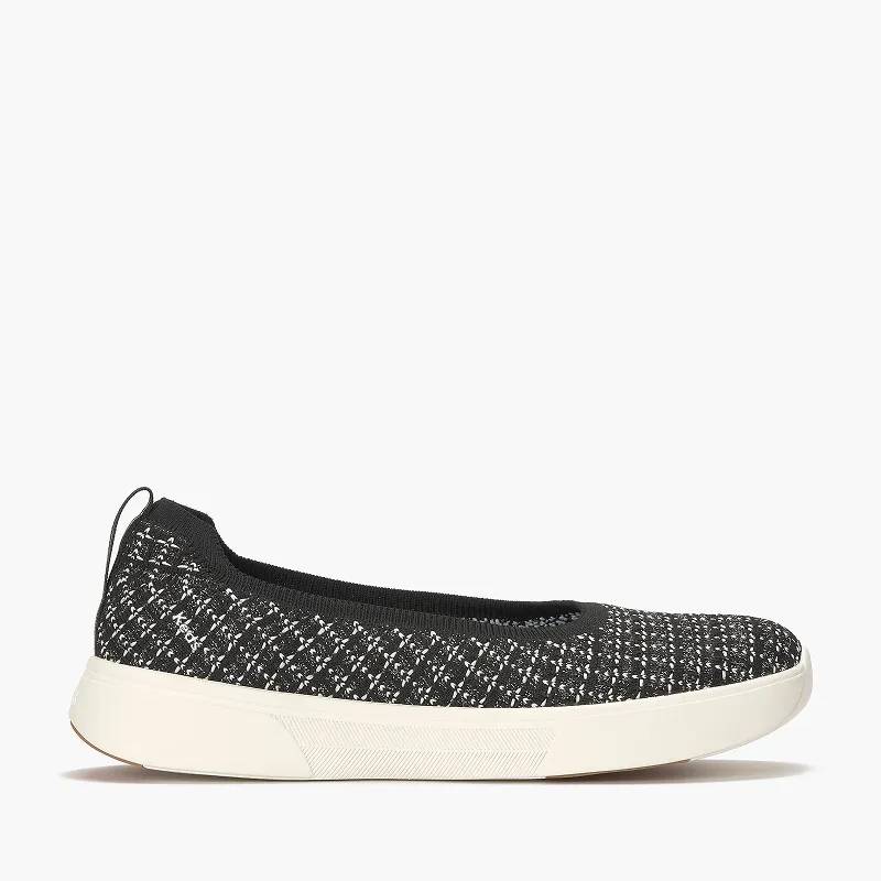 A side view of the BlissWalk Skimmer Tweed Engineered Knit in black/white.