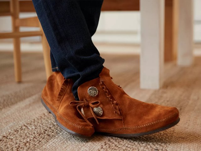 Minnetonka Two Button Boot - Free Shipping | DSW