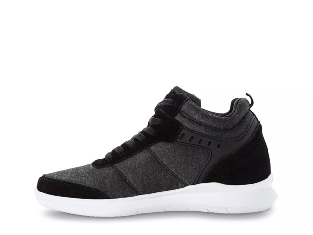 Viator High-Top Sneaker