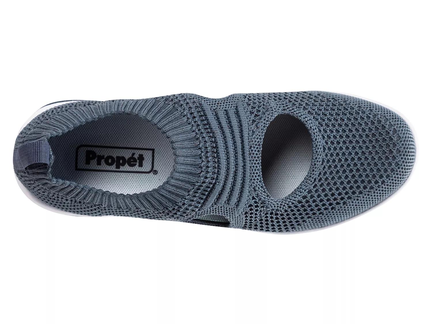 TravelActiv Avid Sneaker - Women's