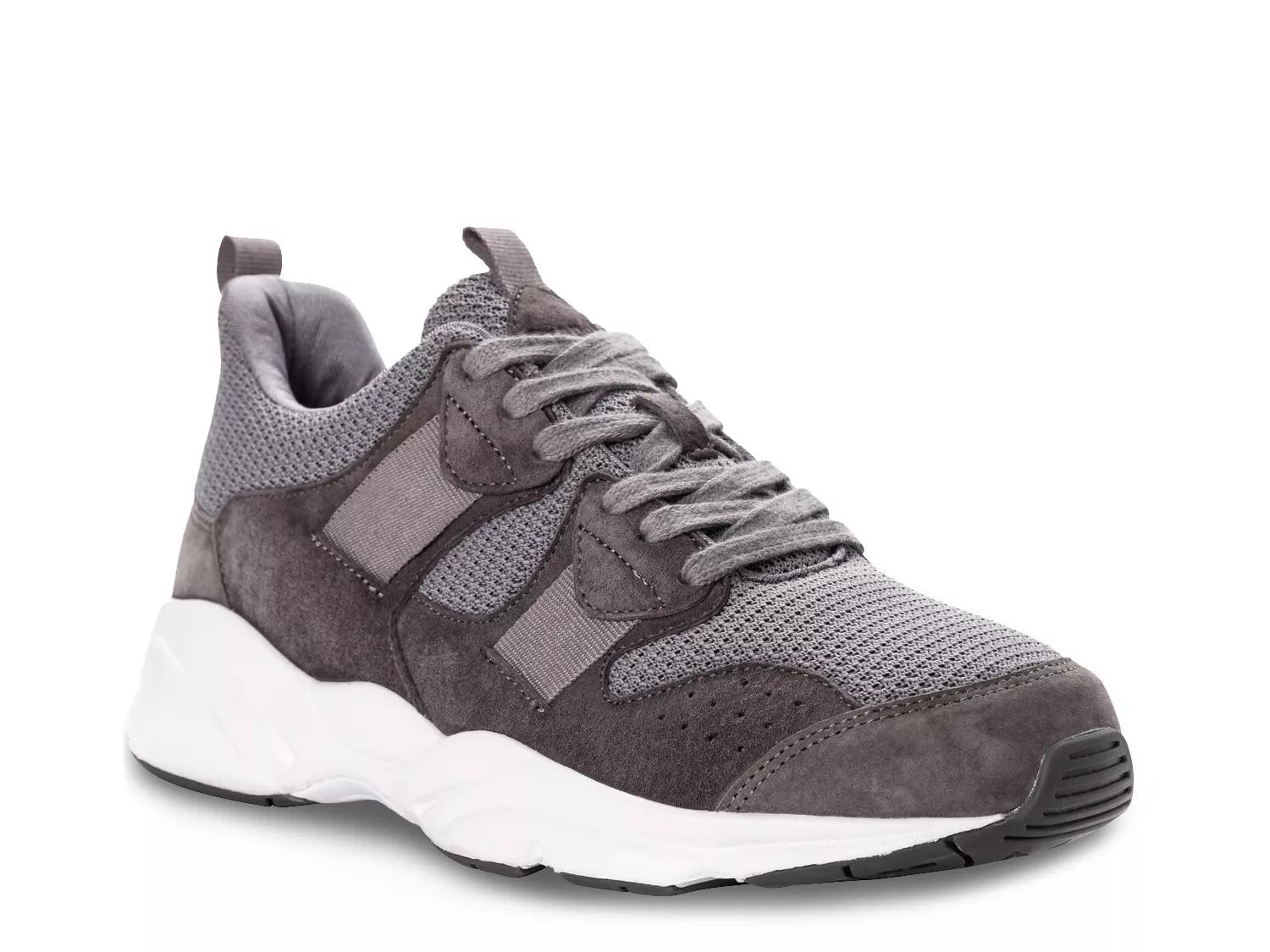 Stability Stratum Walking Shoe - Men's - image 2