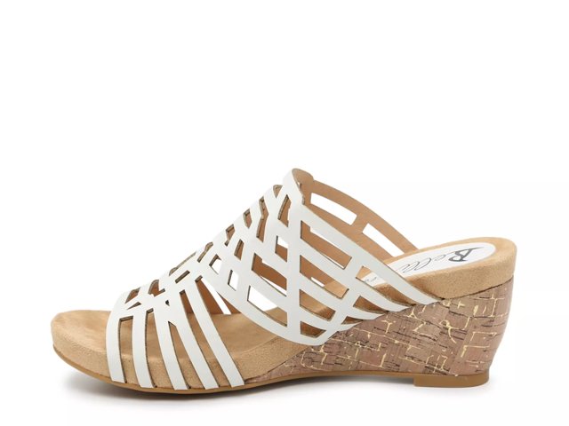 Pretty Wedge Sandal