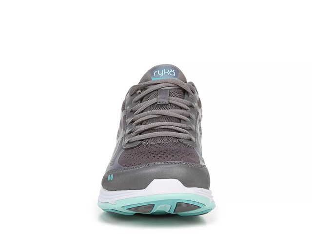 Devotion Plus 3 Walking Shoe - Women's
