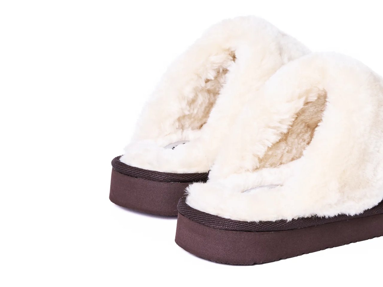 Chesney Scuff Slipper - Women's