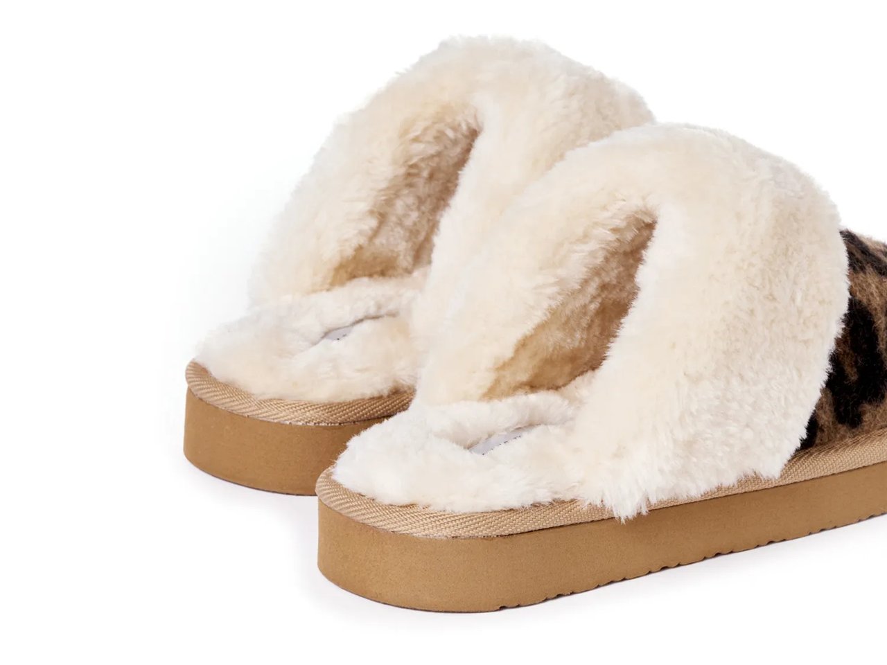 Chesney Scuff Slipper - Women's