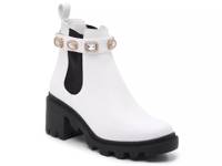 Amulet Bootie White view