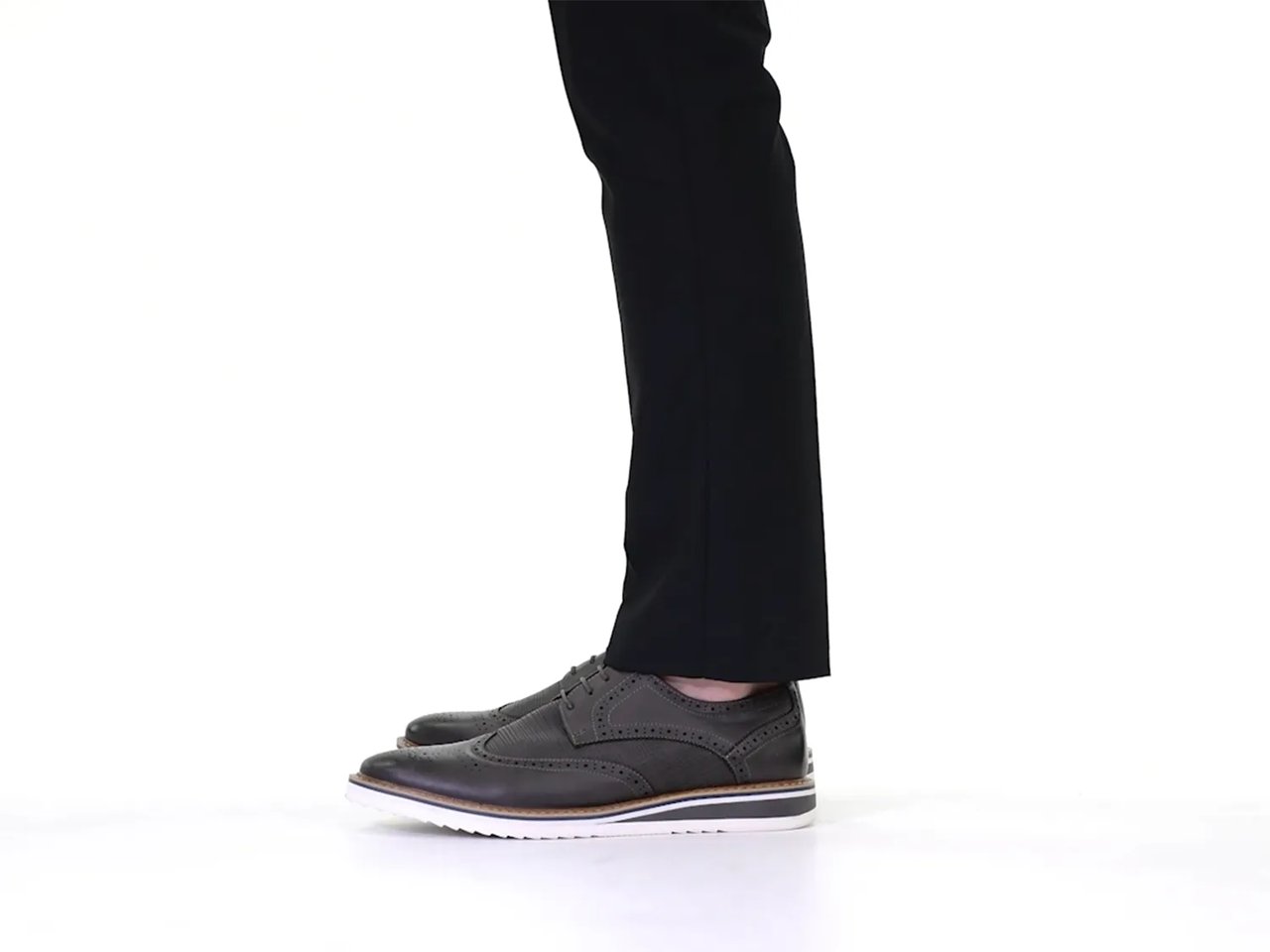 Warrick Wingtip Oxford