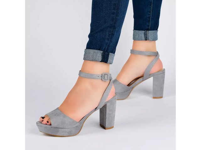 Nairri Platform Sandal