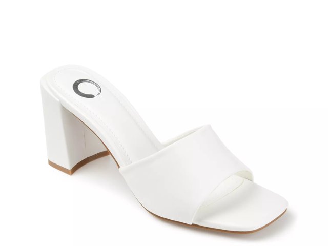 Alisia Sandal