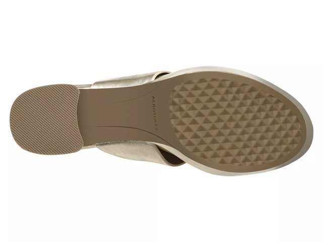 Camera Platform Sandal