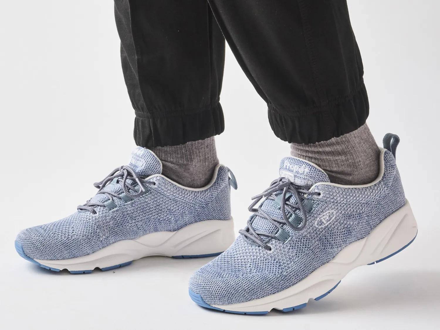Stability Fly Sneaker