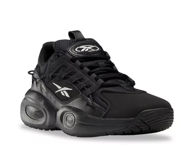 Solution Mid Basketball Shoe - Men's