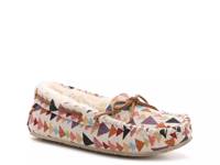 Comfy Moccasin Slipper - Women's Off White/Multicolor Arrows view