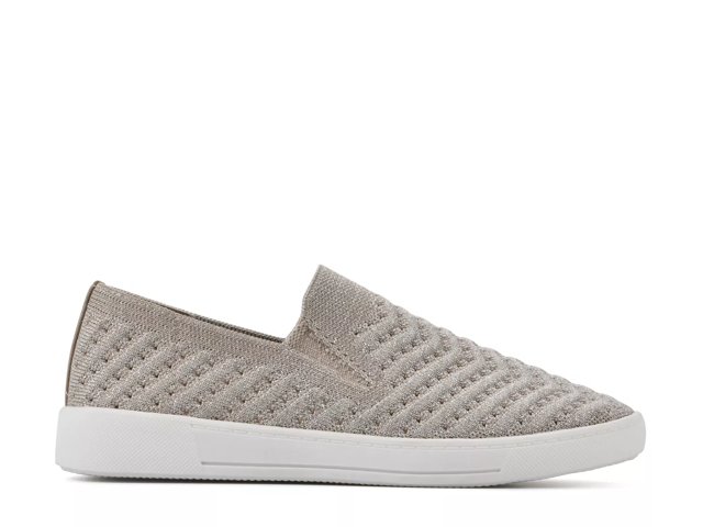 Courage Slip-On Sneaker