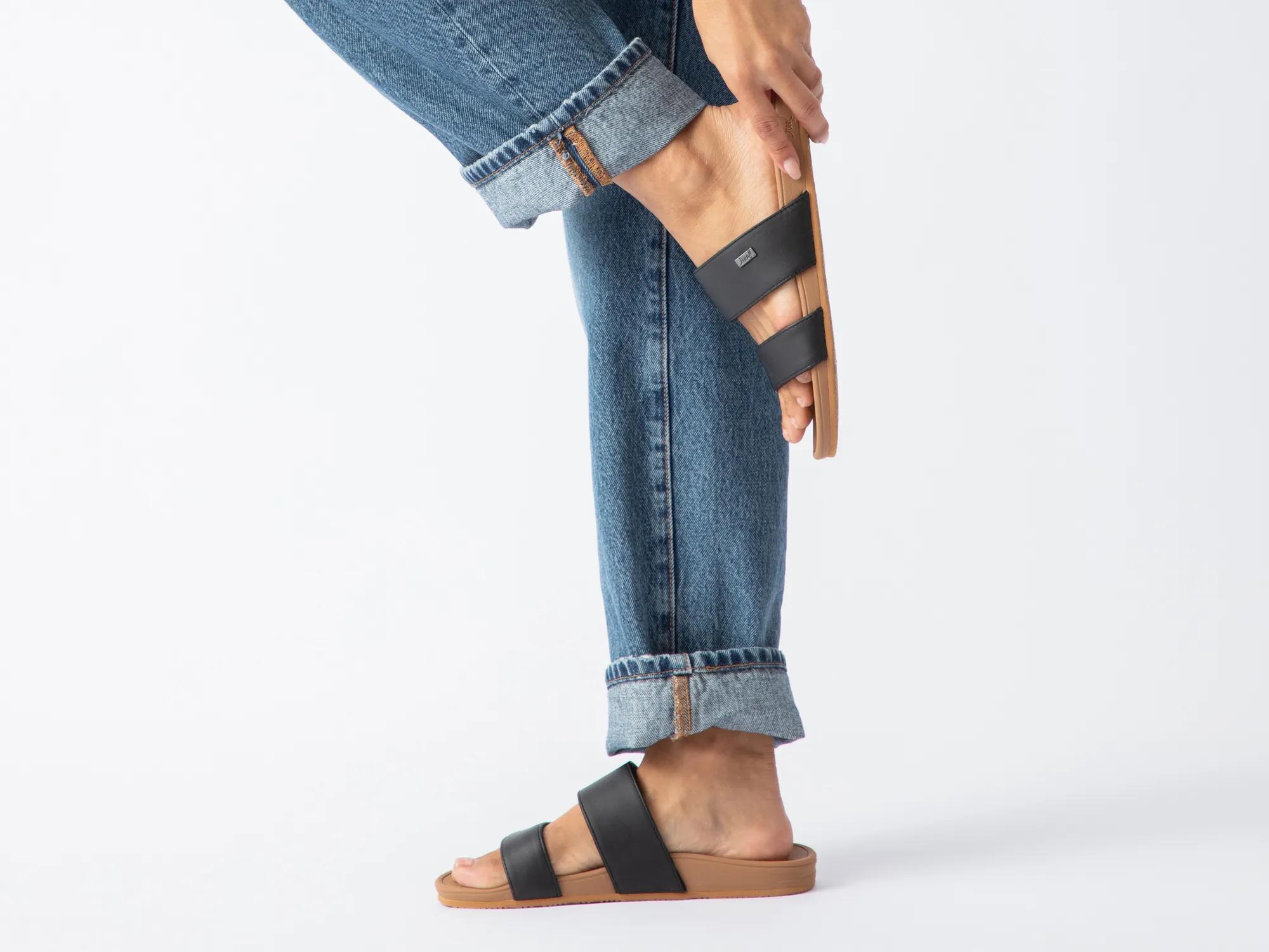 Banded Horizon Slide Sandal