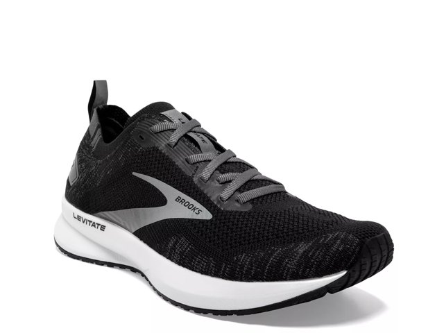 Levitate 4 Running Shoe - Women's