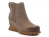 Joan Of Arctic III Wedge Chelsea Snow Boot Taupe view