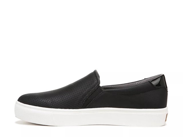 Nova Slip-On Sneaker