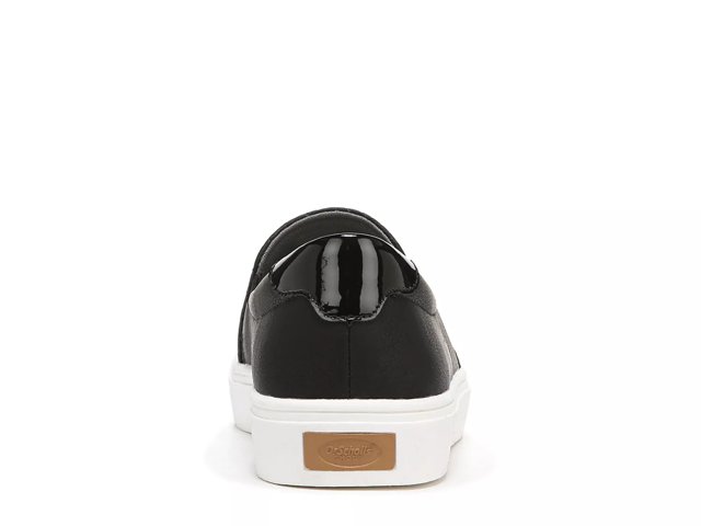 Nova Slip-On Sneaker