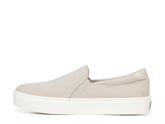 Nova Slip-On Sneaker