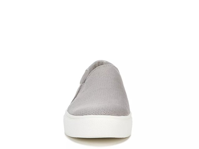Nova Slip-On Sneaker