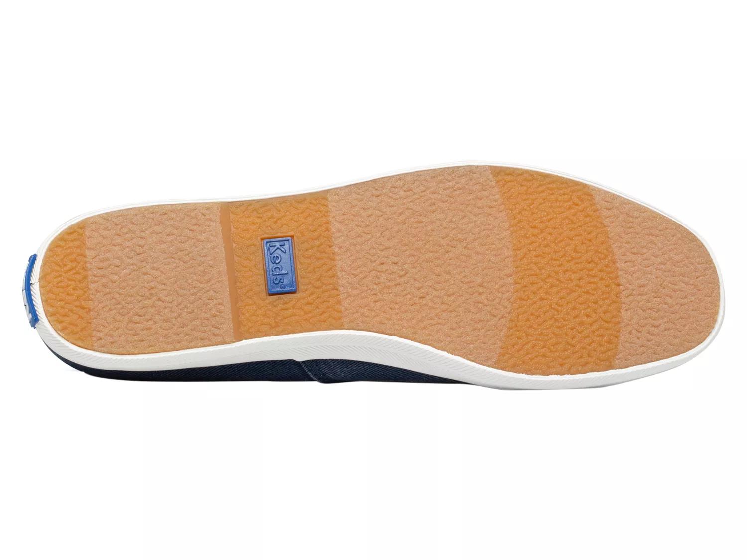 Chillax Slip-On Sneaker - Women's