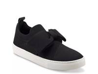 Bryce 2 Sneaker - Women's Black view