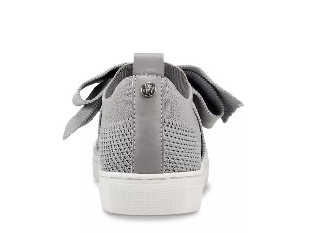 Bryce 2 Sneaker - Women's