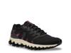 Tubes 200 Running Shoe - Women's Black/Raspberry view