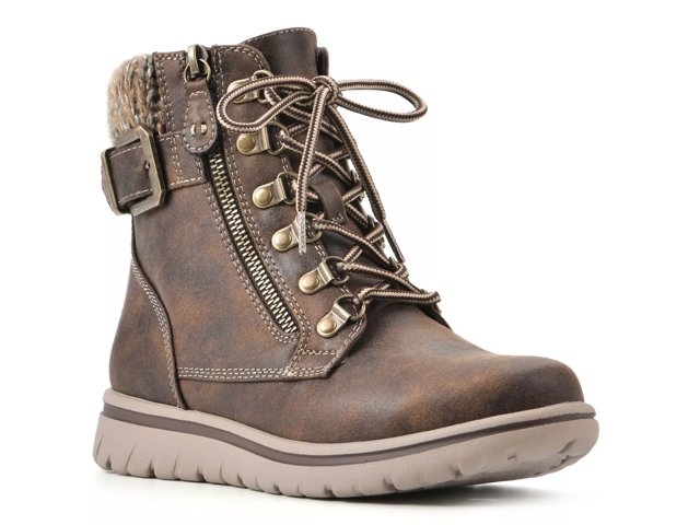 Hearty Hiking Boot - Women's
