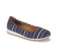 Prim Flat Striped view