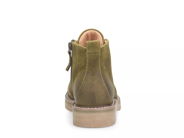 Rebeca Chukka Boot
