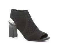 Vonya Sandal Black view