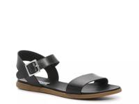 Daryn Sandal Black view