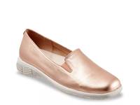 Universal Loafer Rose Gold Metallic view