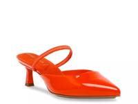Isla Pump Red view