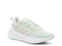 Questar Running Shoe - Women's Light Green view
