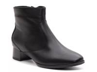 Guthrie Bootie Black view