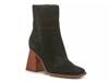 Taren Boot Black view