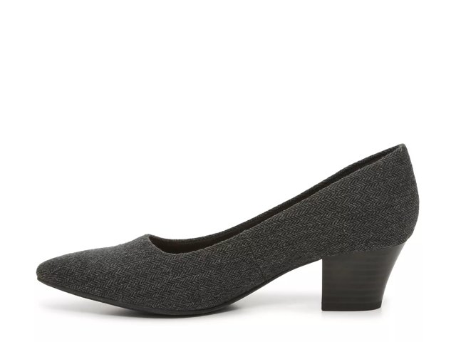Teresa Step Pump