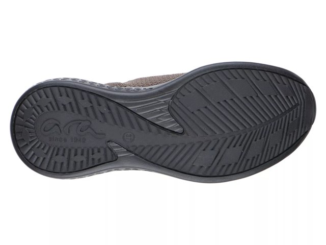 Monroe Slip-On Sneaker