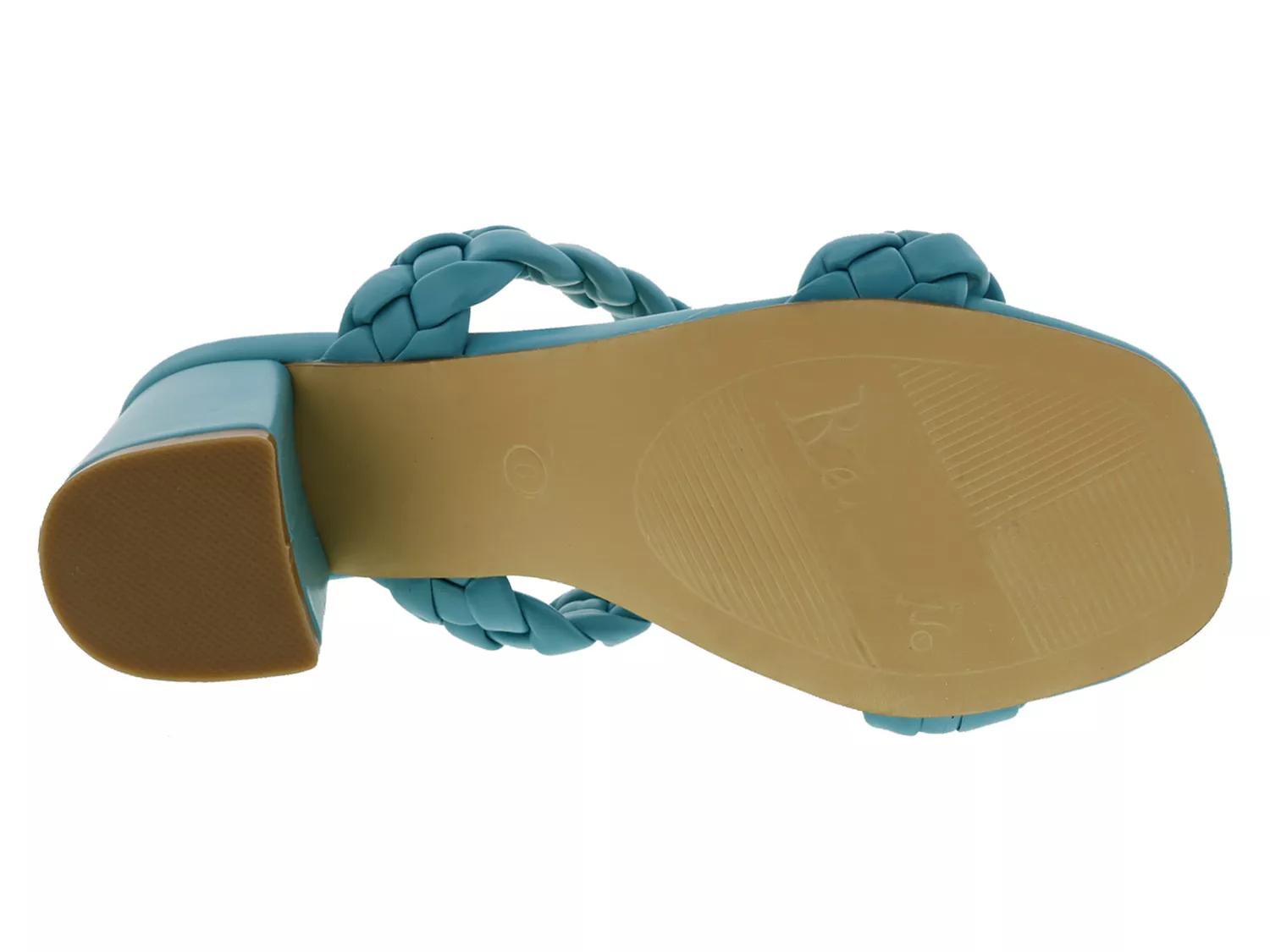 Fuss Sandal