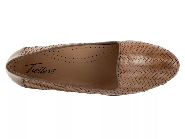 Trotters Slip on‎ Brown Woven Leather Slip On Loafer Shoe size 12M Amazon.com | Trotters Womens Lea Dark Brown 8 XX-Wide  main image 4